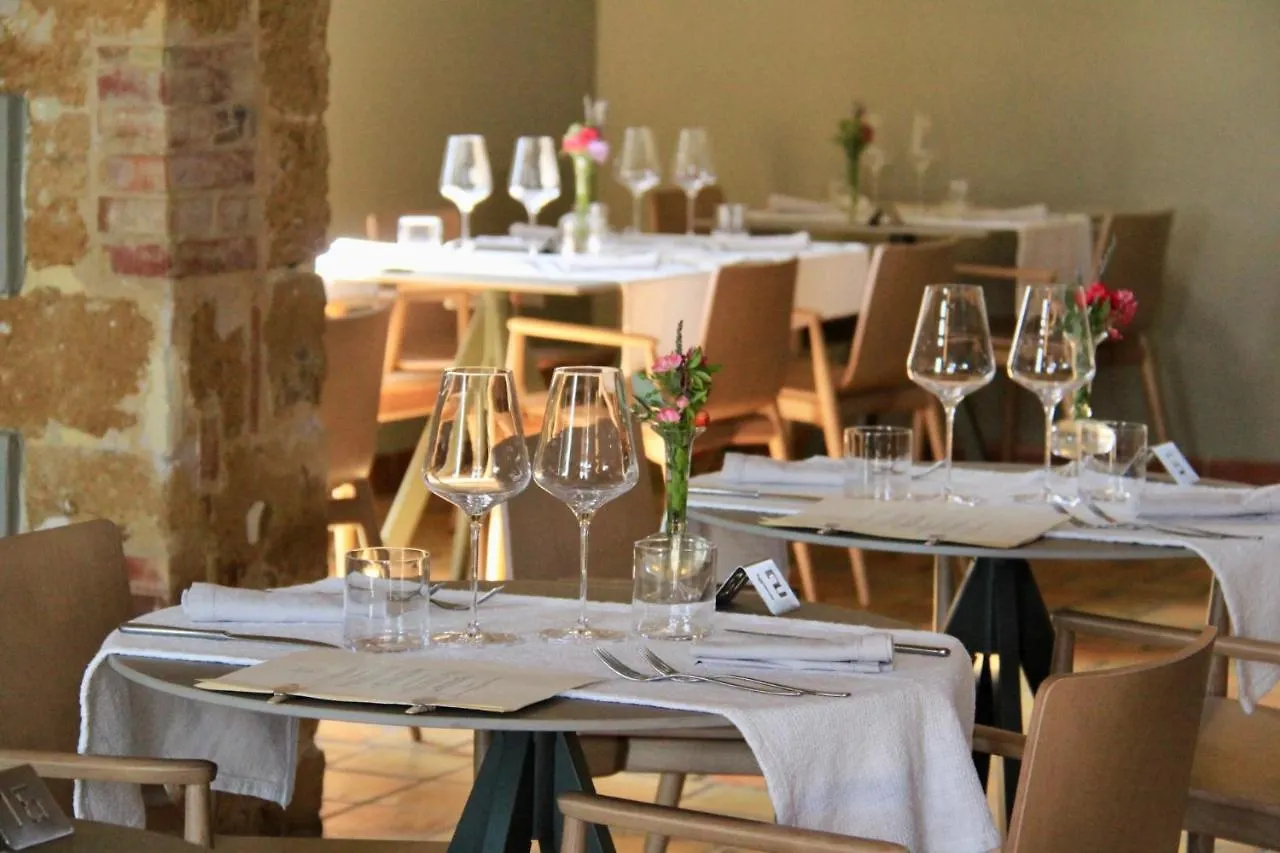 Masseria Del Carboj Menfi 4*,